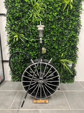 Laden Sie das Bild in den Galerie-Viewer, OZ Anniversary - Lounge Verkauf